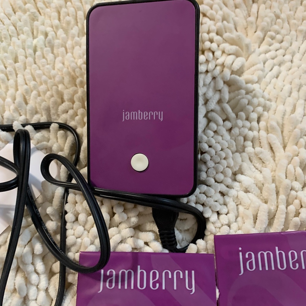 Jamberry heater and four nail wraps